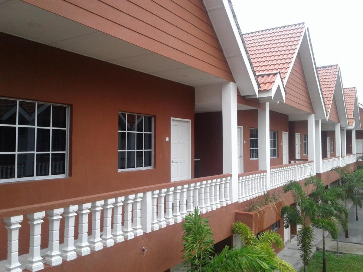 Hornbill Resort Pangkor Kampung Teluk Nipah Exterior photo